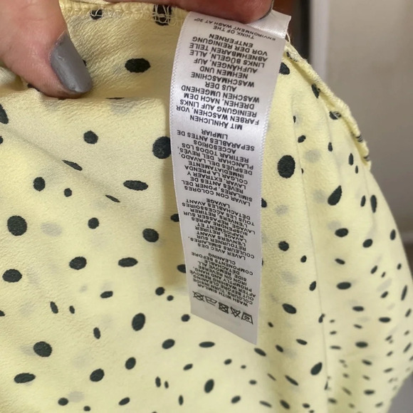 ASOS pale yellow polka dot dress size 2 runs big - Picture 11 of 17
